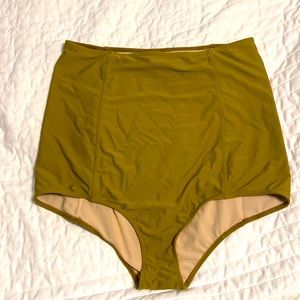 Kortni Jeane high waisted bikini bottom